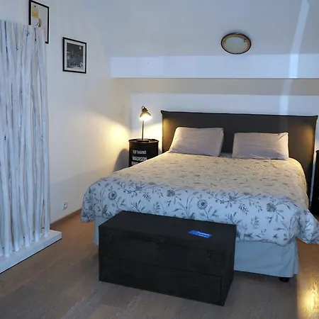 Frühstückspension Paris Cote Jardin 3*